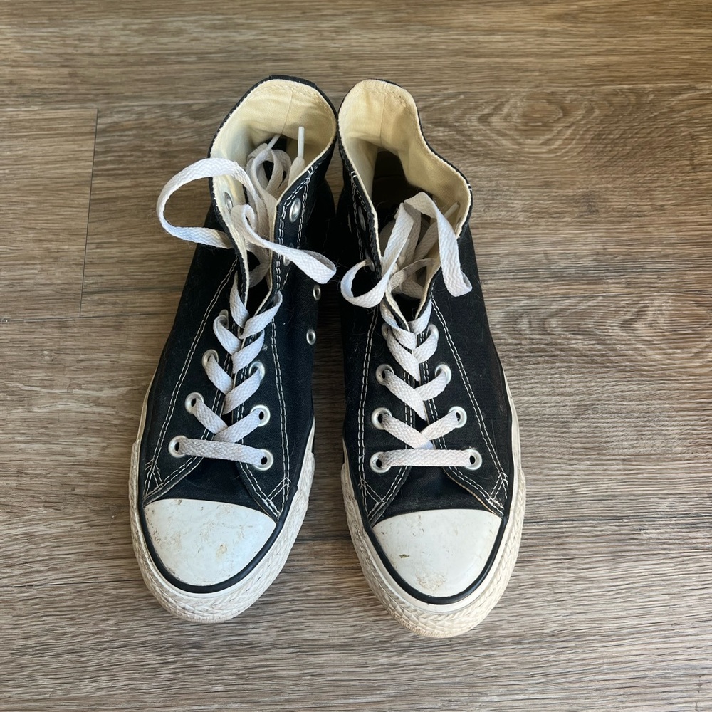 High top Black Converse